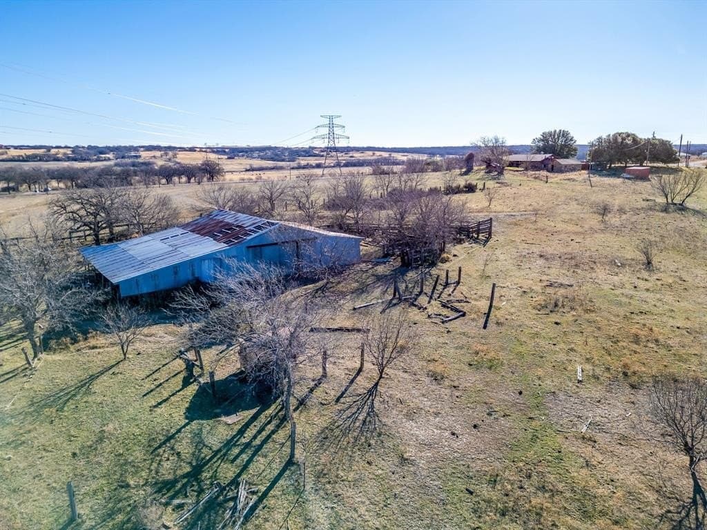115.69 acres in Wise County - photo 13