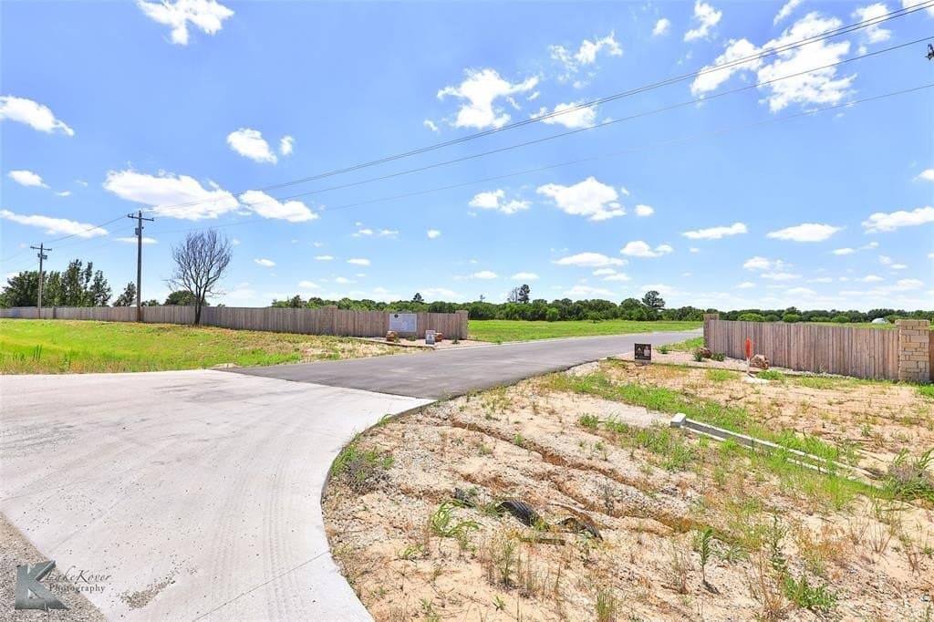 0.55 acres in Callahan County - photo 4