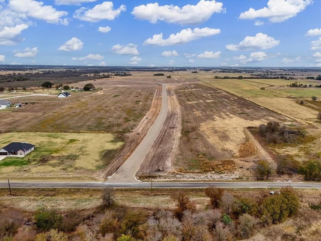 1.79 acres in McLennan County - photo 4