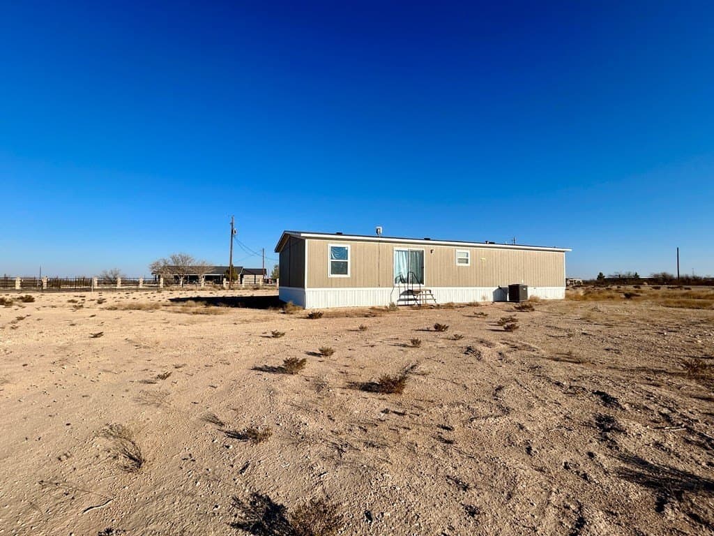 10.14 acres in Pecos County - photo 32