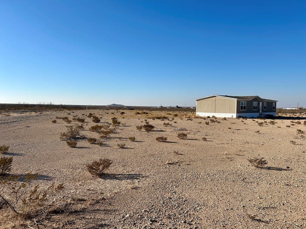 10.14 acres in Pecos County - photo 2