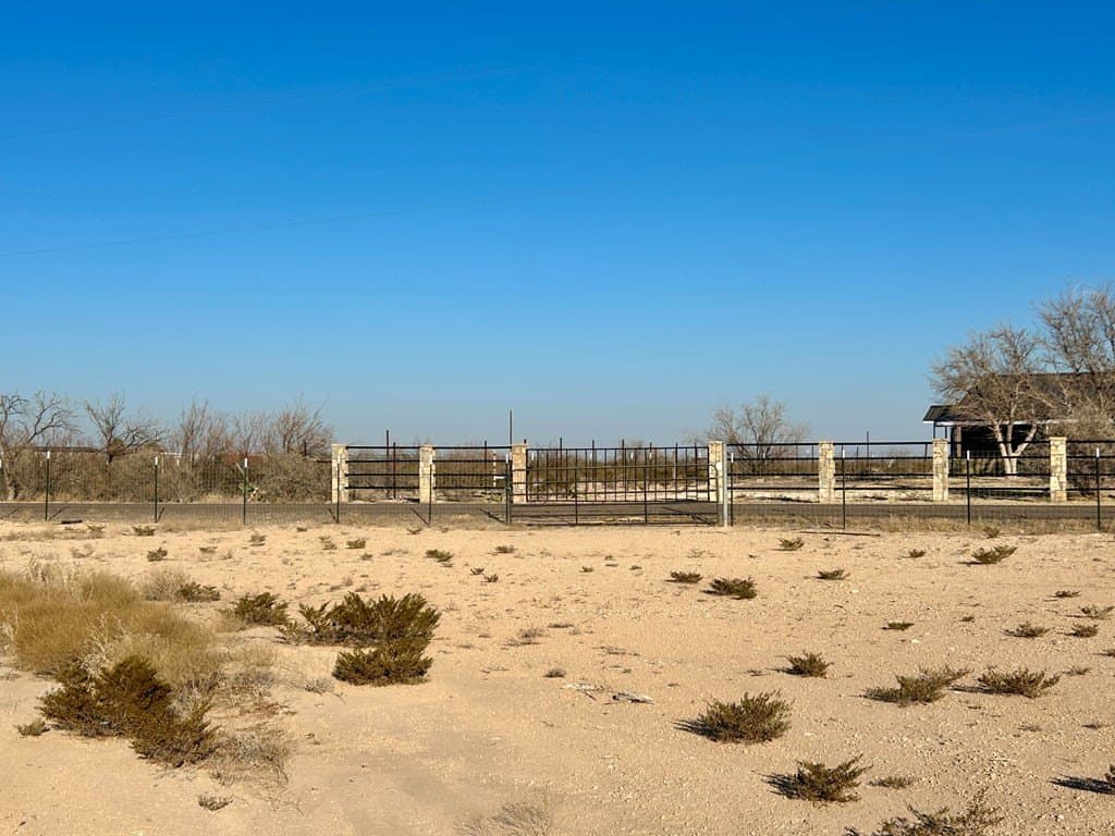 10.14 acres in Pecos County - photo 33