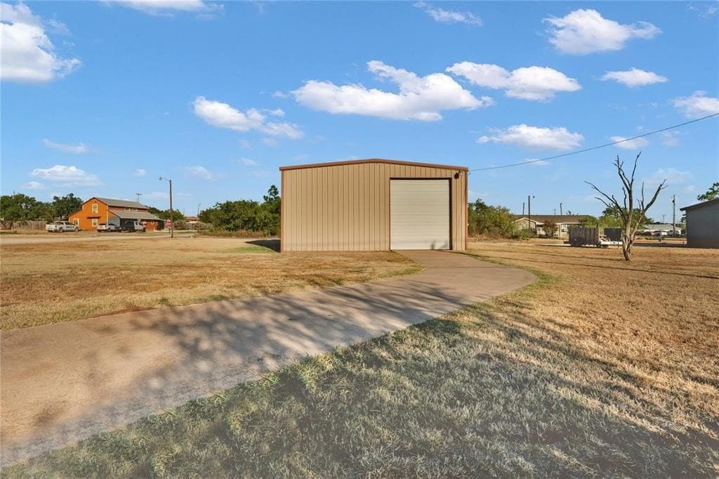 0.34 acres in Jones County - photo 5