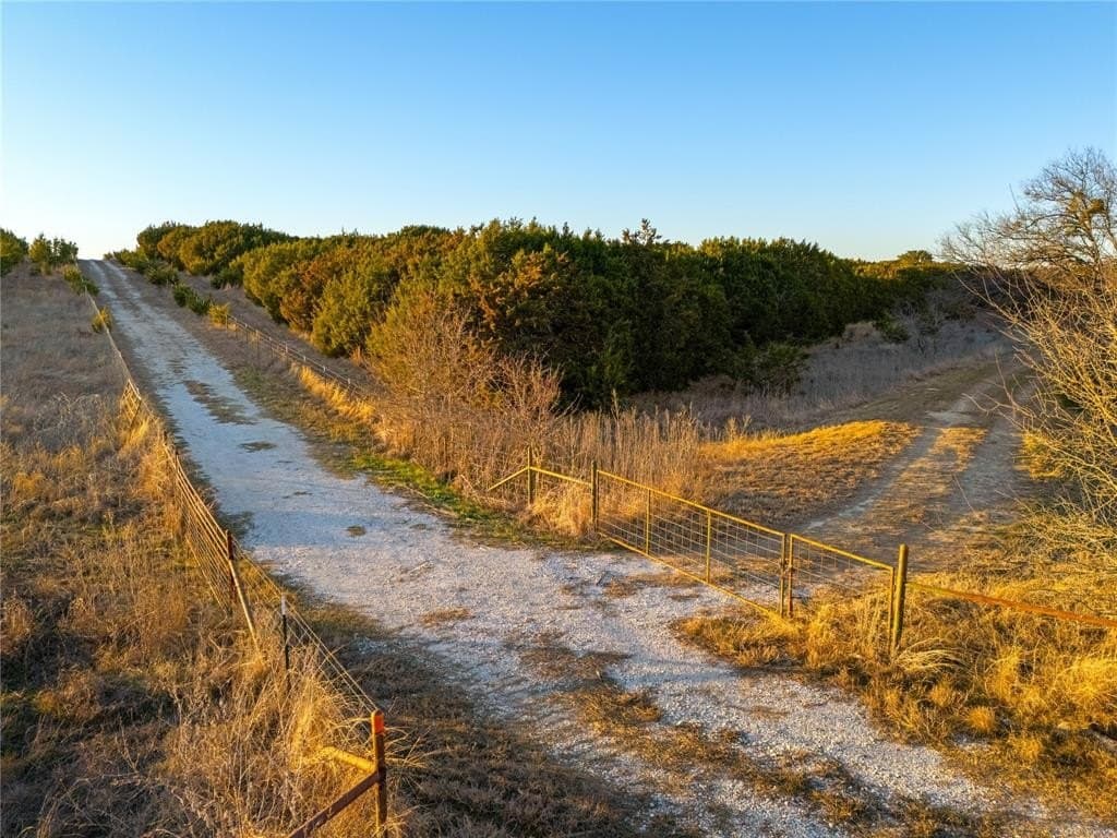 165.14 acres in Bosque County - photo 21