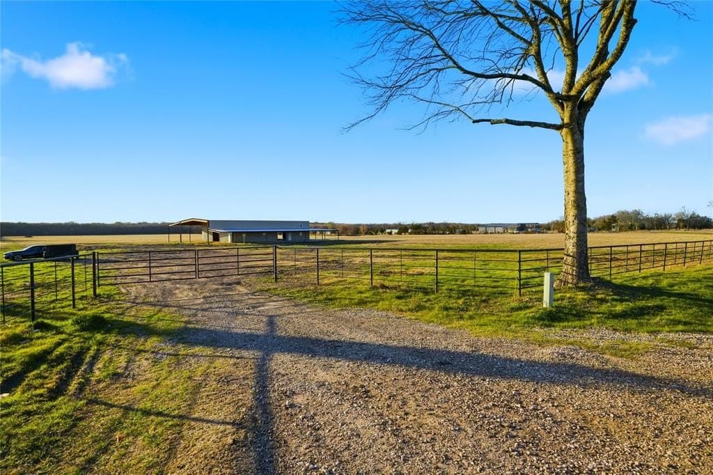 42.33 acres in Lamar County - photo 2
