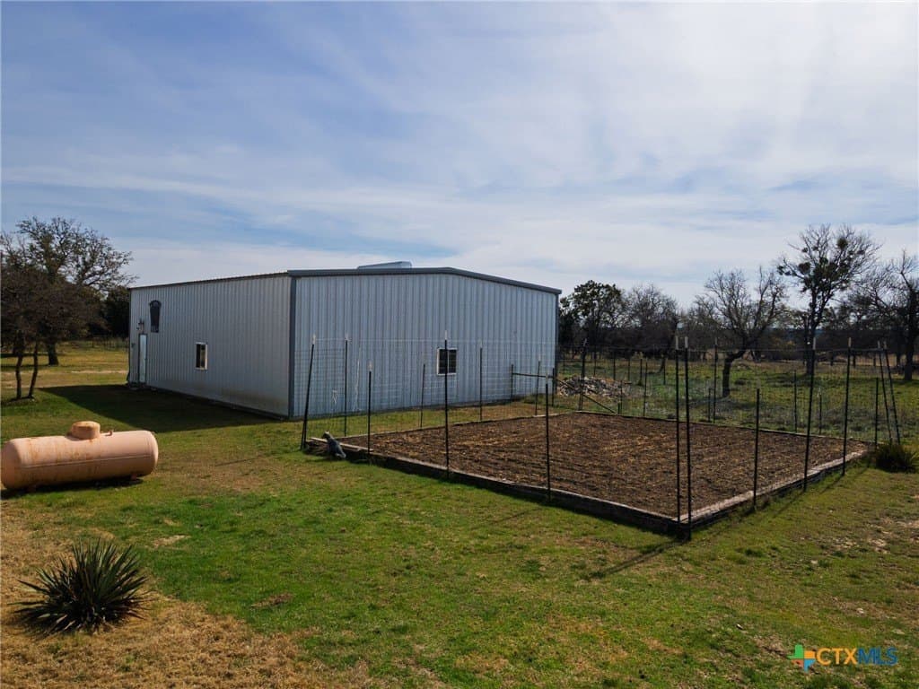 16.71 acres in Lampasas County - photo 11