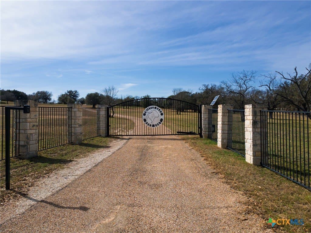 16.71 acres in Lampasas County - photo 3