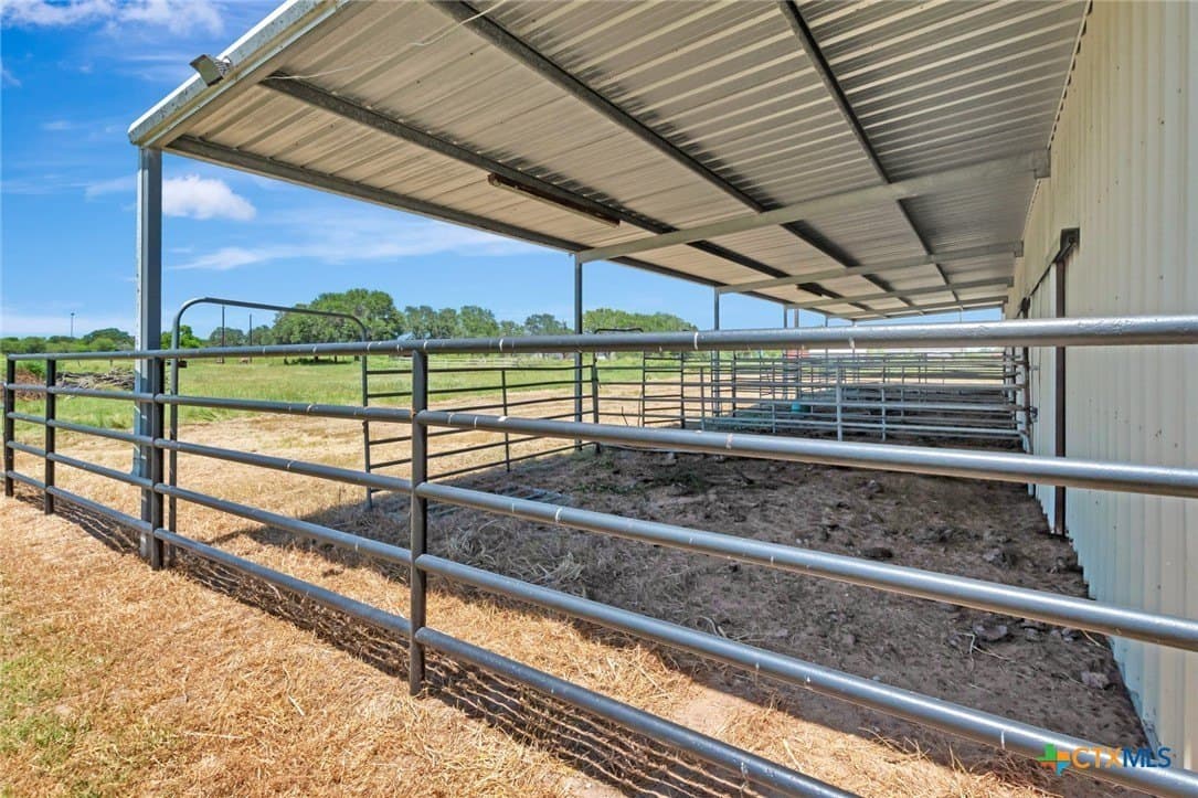 23 acres in Victoria County - photo 31