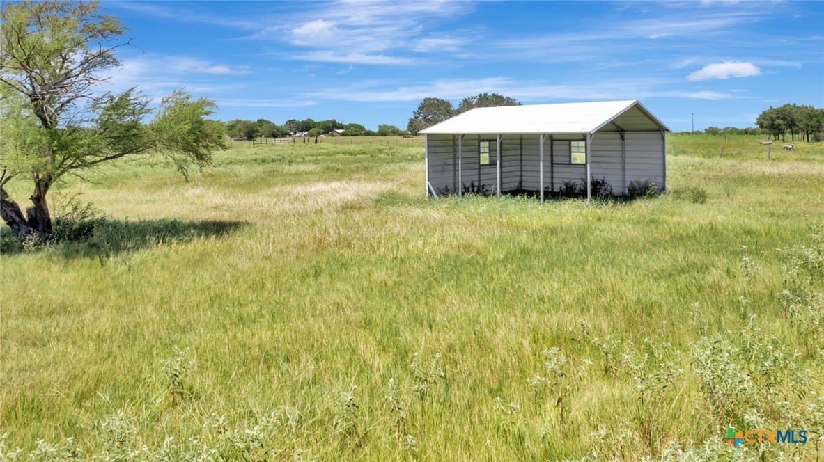 23 acres in Victoria County - photo 35