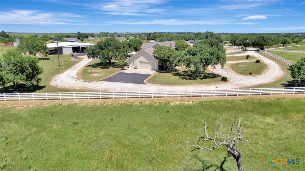 23 acres in Victoria County - photo 40