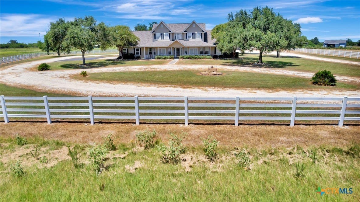 23 acres in Victoria County - photo 2