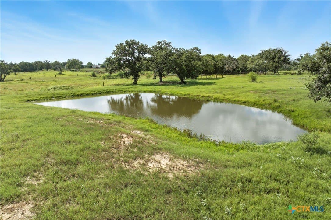 42.33 acres in Gonzales County - photo 14