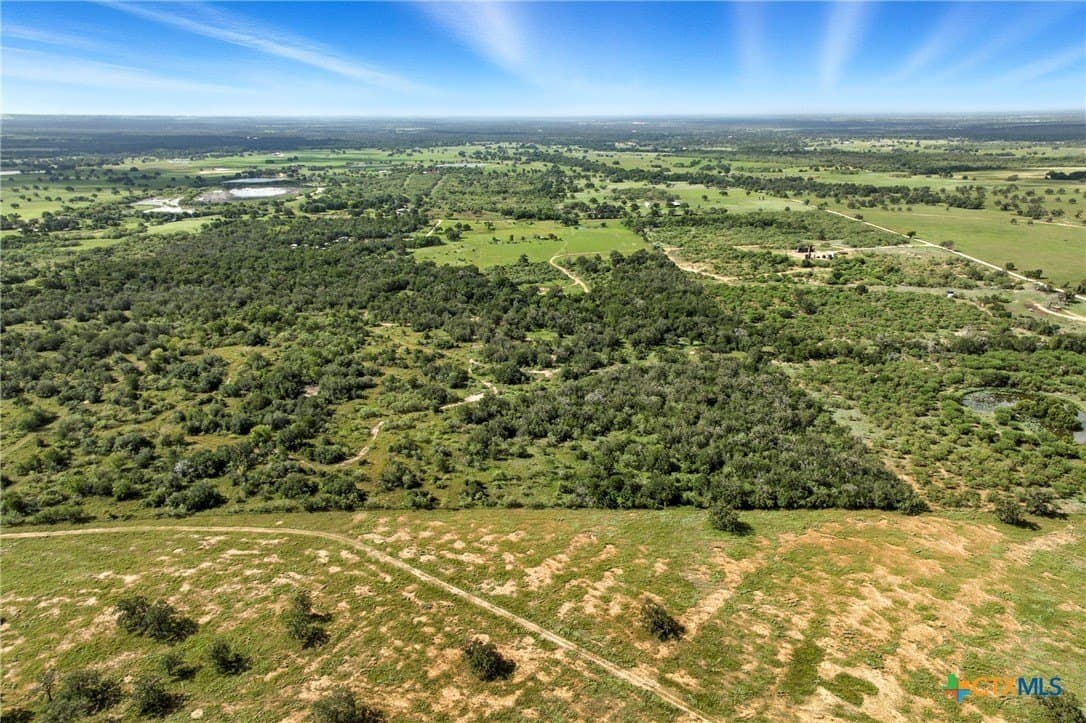 42.33 acres in Gonzales County - photo 25