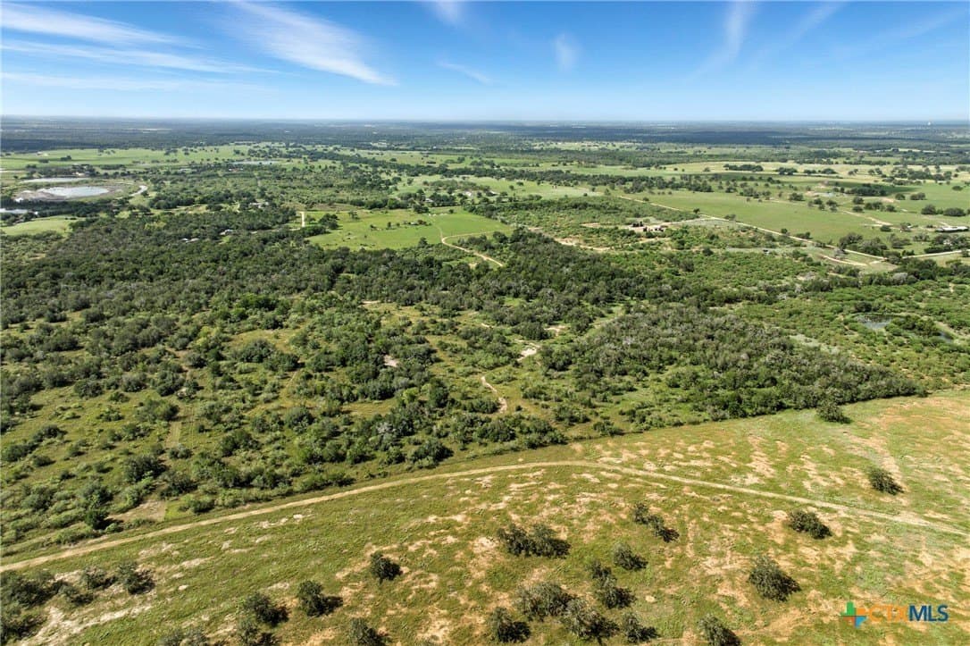 42.33 acres in Gonzales County - photo 27