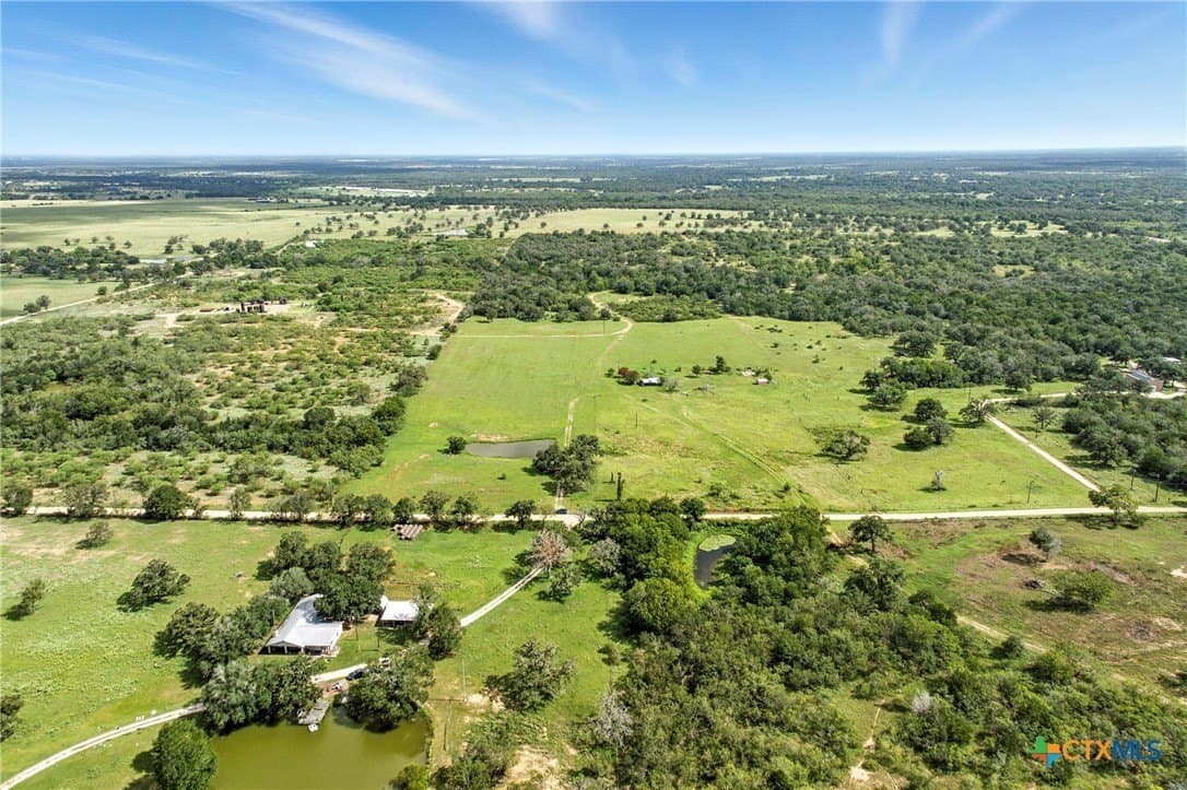 42.33 acres in Gonzales County - photo 29
