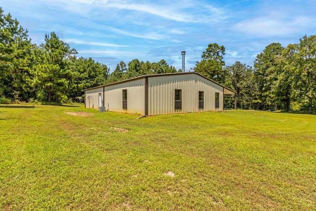 10 acres in ANDERSON County - photo 5