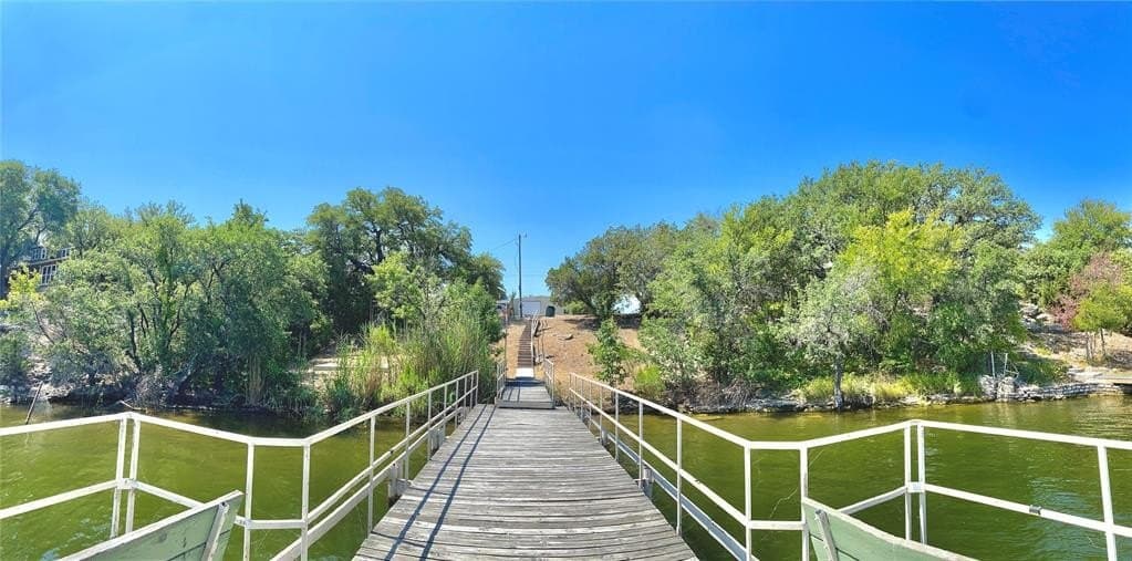 0.05 acres in Hood County - photo 15