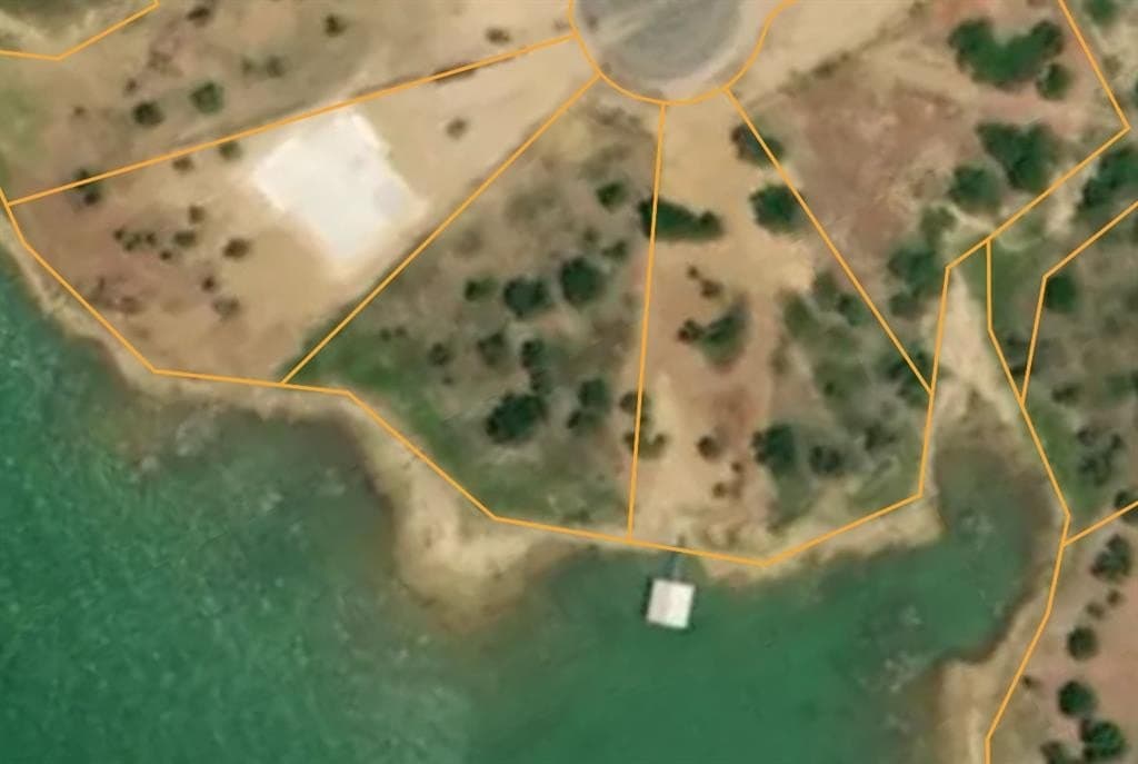 0.84 acres in Eastland County - photo 8