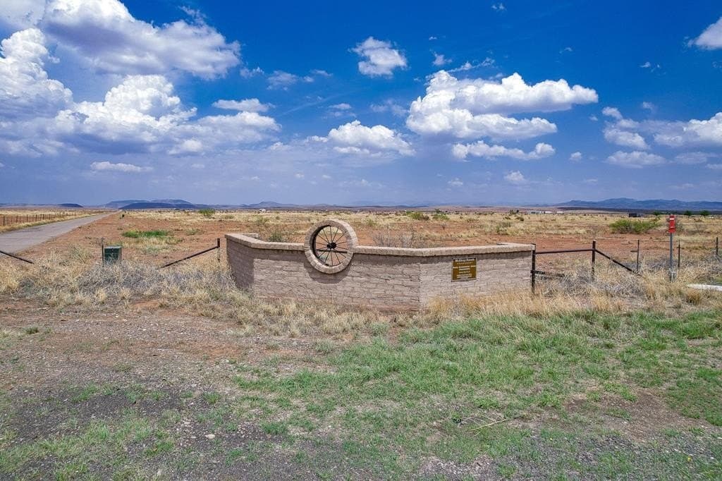 14.35 acres in Brewster County - photo 4
