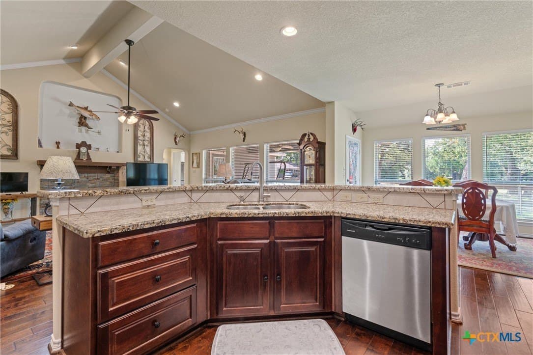 15.73 acres in Burleson County - photo 11
