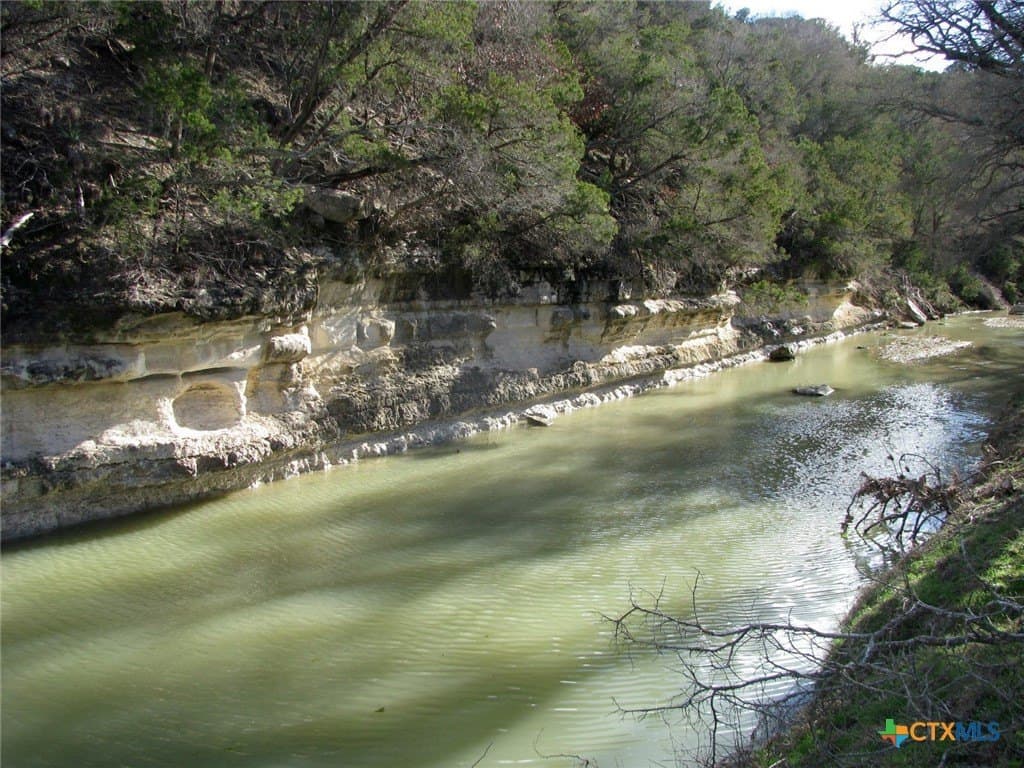 5.01 acres in Coryell County - photo 4