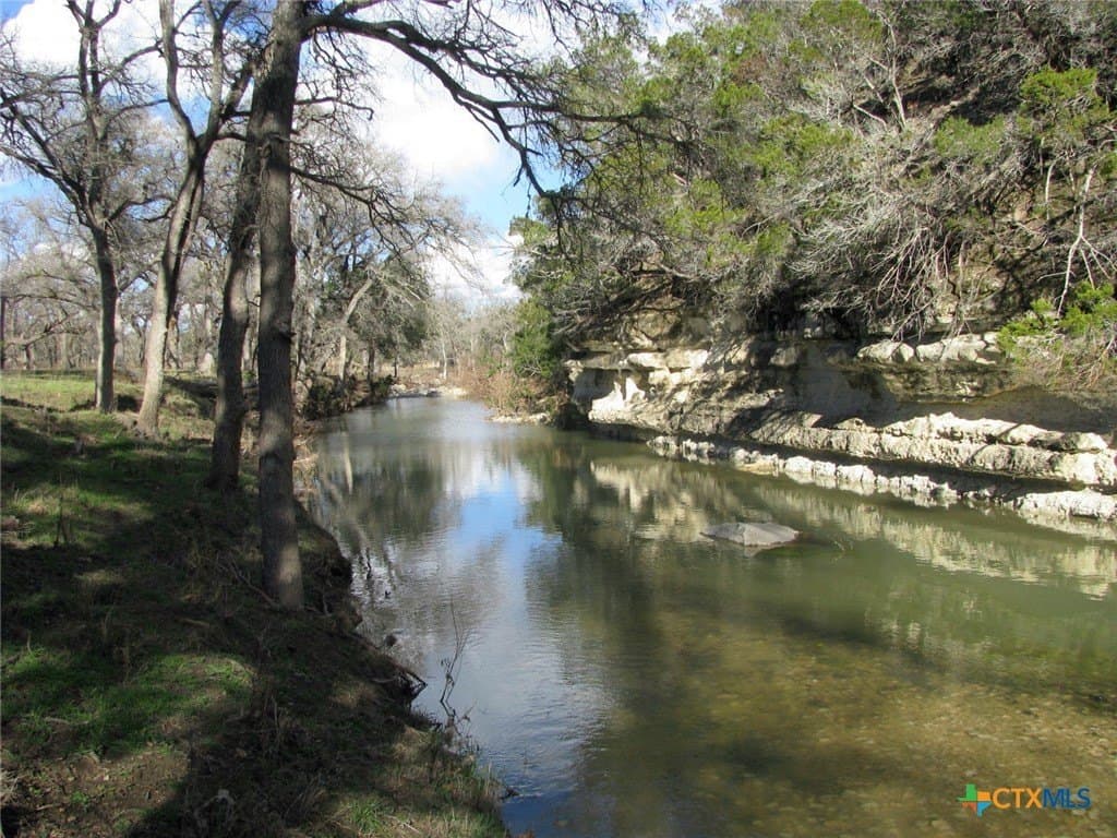 5.01 acres in Coryell County - photo 2
