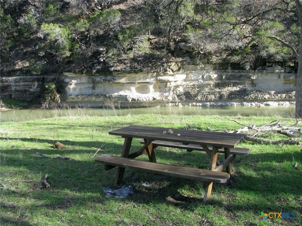 5.01 acres in Coryell County - photo 3