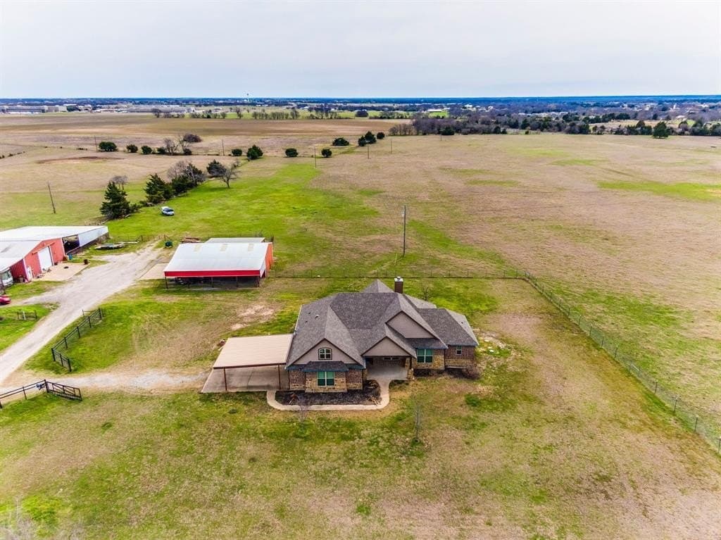 14.23 acres in Ellis County - photo 4