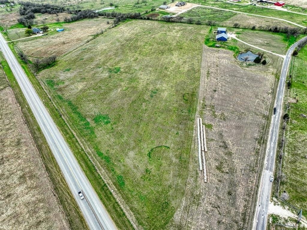 5 acres in Ellis County - photo 4
