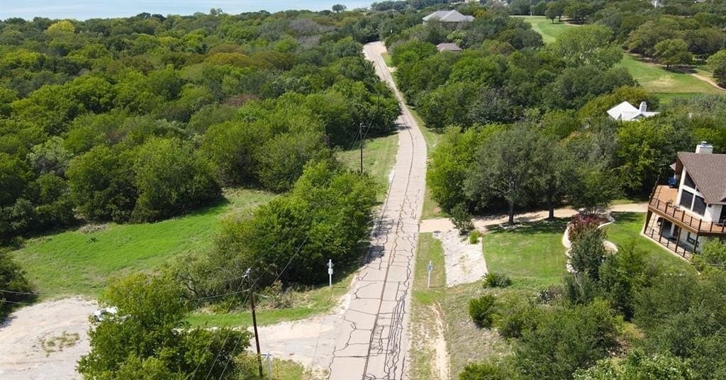 0.29 acres in Hill County - photo 4
