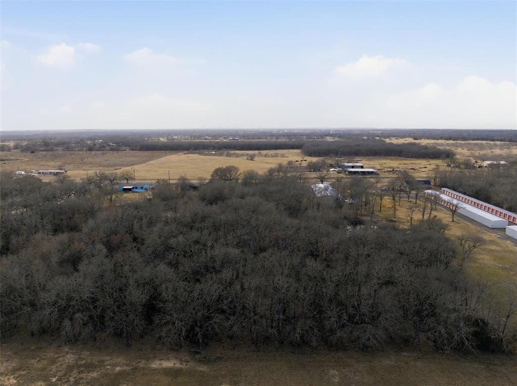 0.92 acres in McLennan County - photo 8