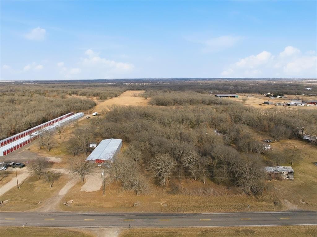 0.92 acres in McLennan County - photo 10