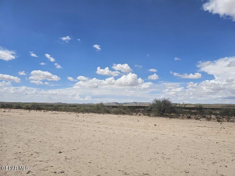 22.88 acres in Hudspeth County - photo 25