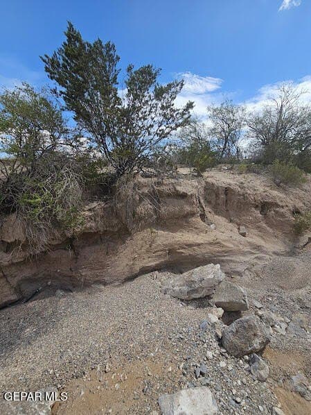22.88 acres in Hudspeth County - photo 16