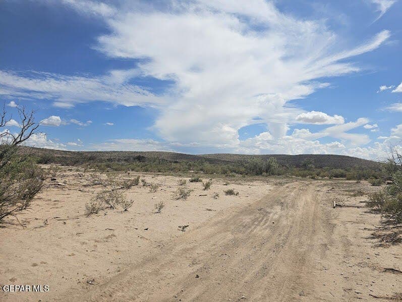 22.88 acres in Hudspeth County - photo 5