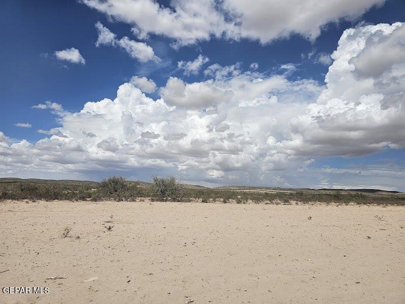 22.88 acres in Hudspeth County - photo 32