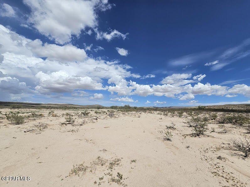 22.88 acres in Hudspeth County - photo 10