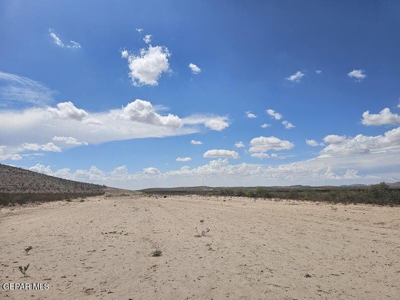 22.88 acres in Hudspeth County - photo 24