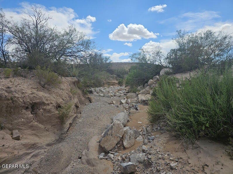 22.88 acres in Hudspeth County - photo 15