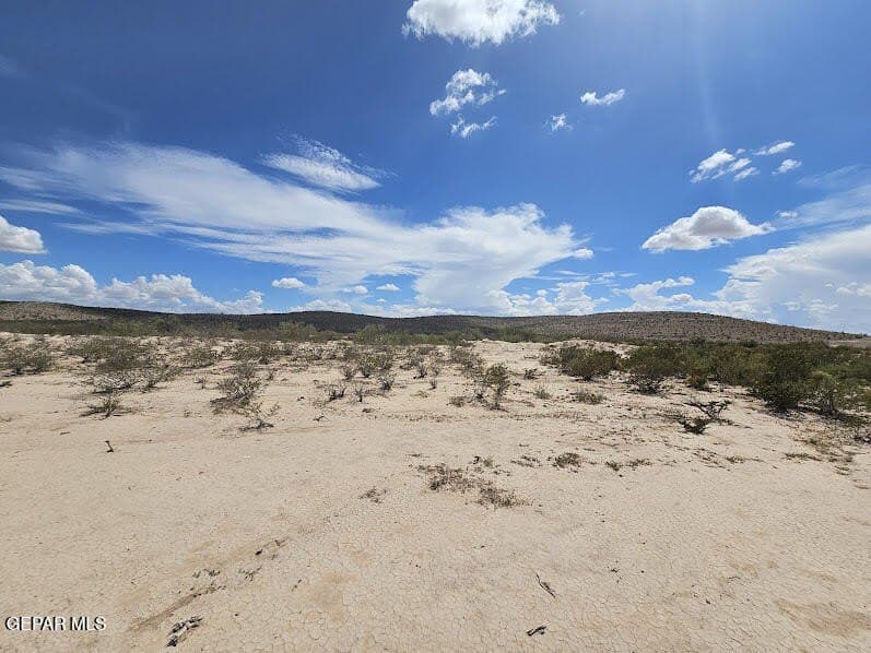 22.88 acres in Hudspeth County - photo 8