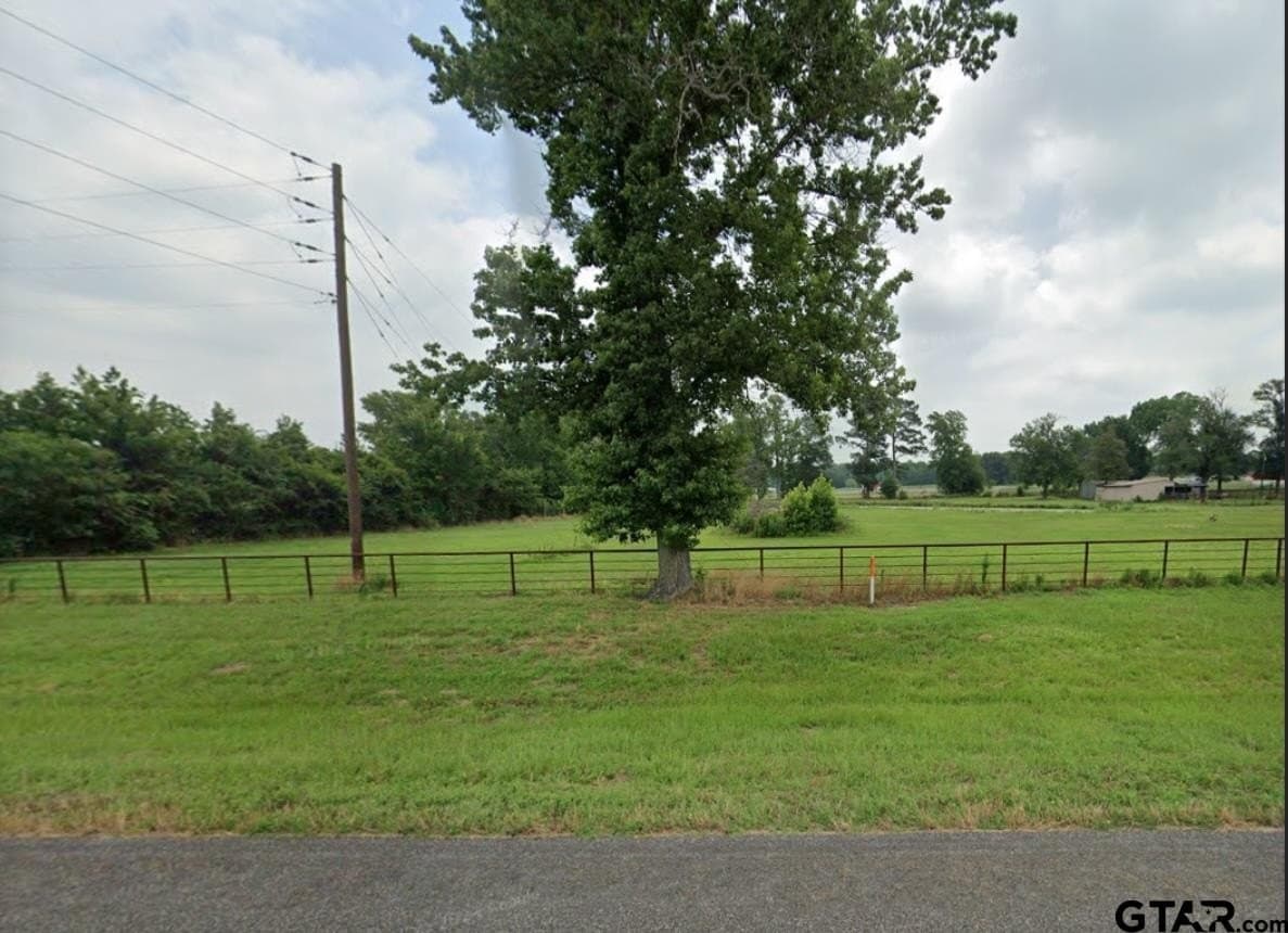 2.78 acres in Henderson County - photo 3