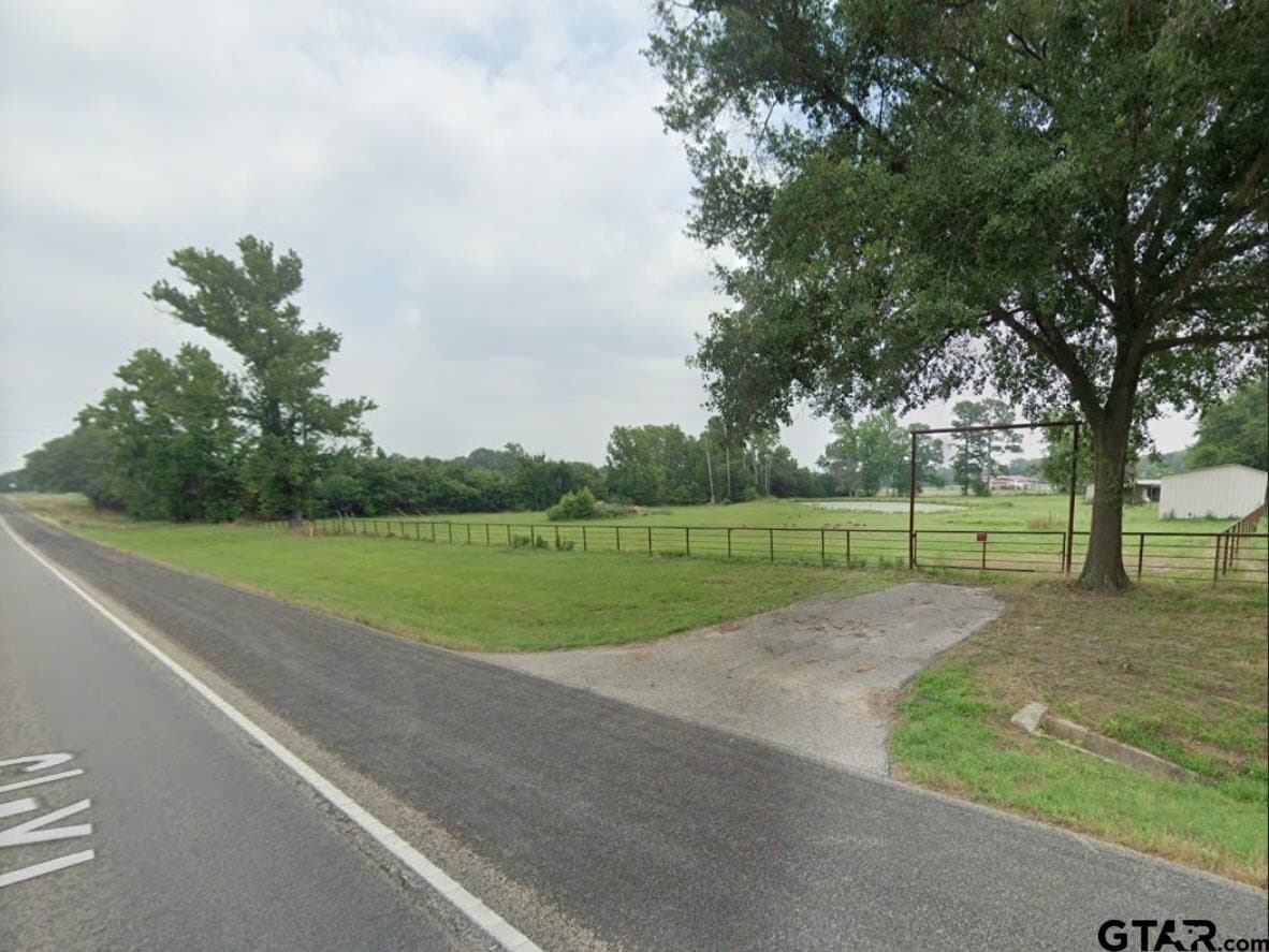 2.78 acres in Henderson County - photo 2