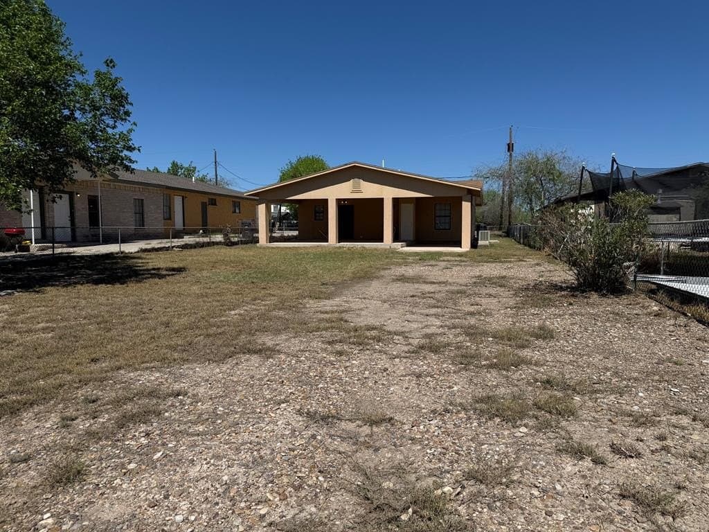 8,000 acres in Maverick County - photo 16