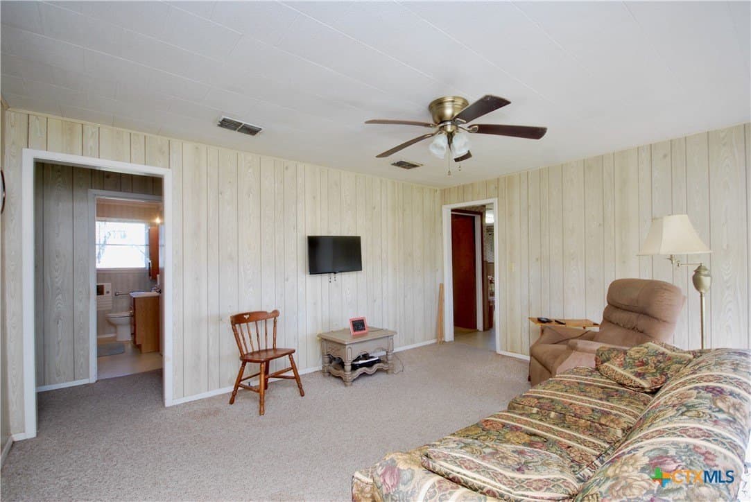 103.5 acres in Lavaca County - photo 11