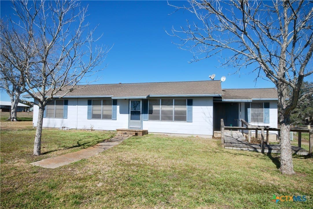 103.5 acres in Lavaca County - photo 3