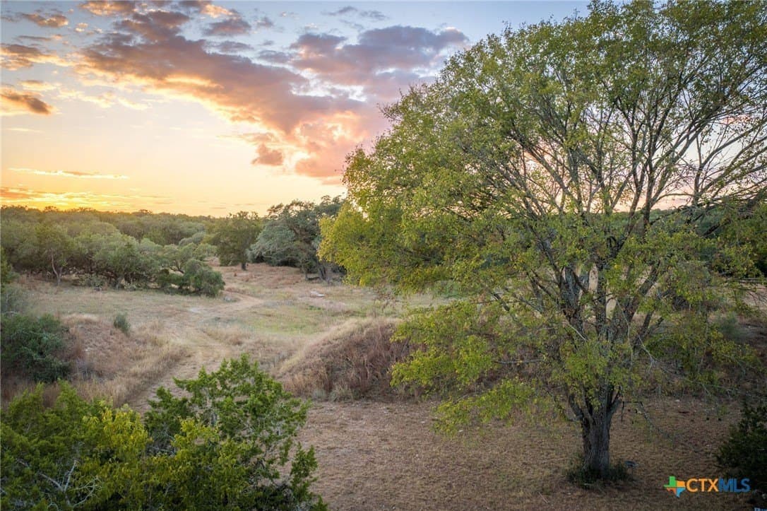 20.35 acres in Hays County - photo 6