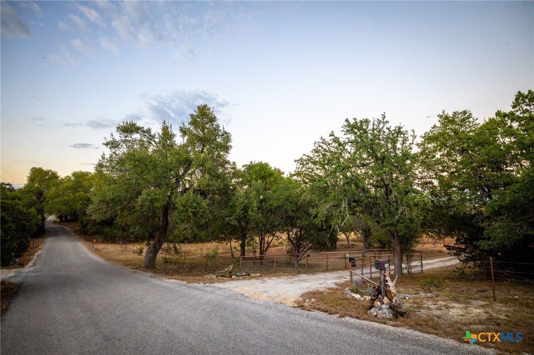 20.35 acres in Hays County - photo 4
