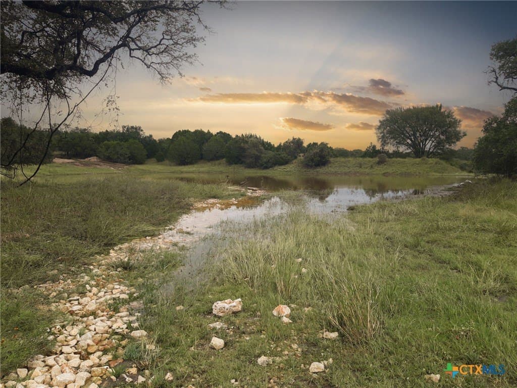 20.35 acres in Hays County - photo 7
