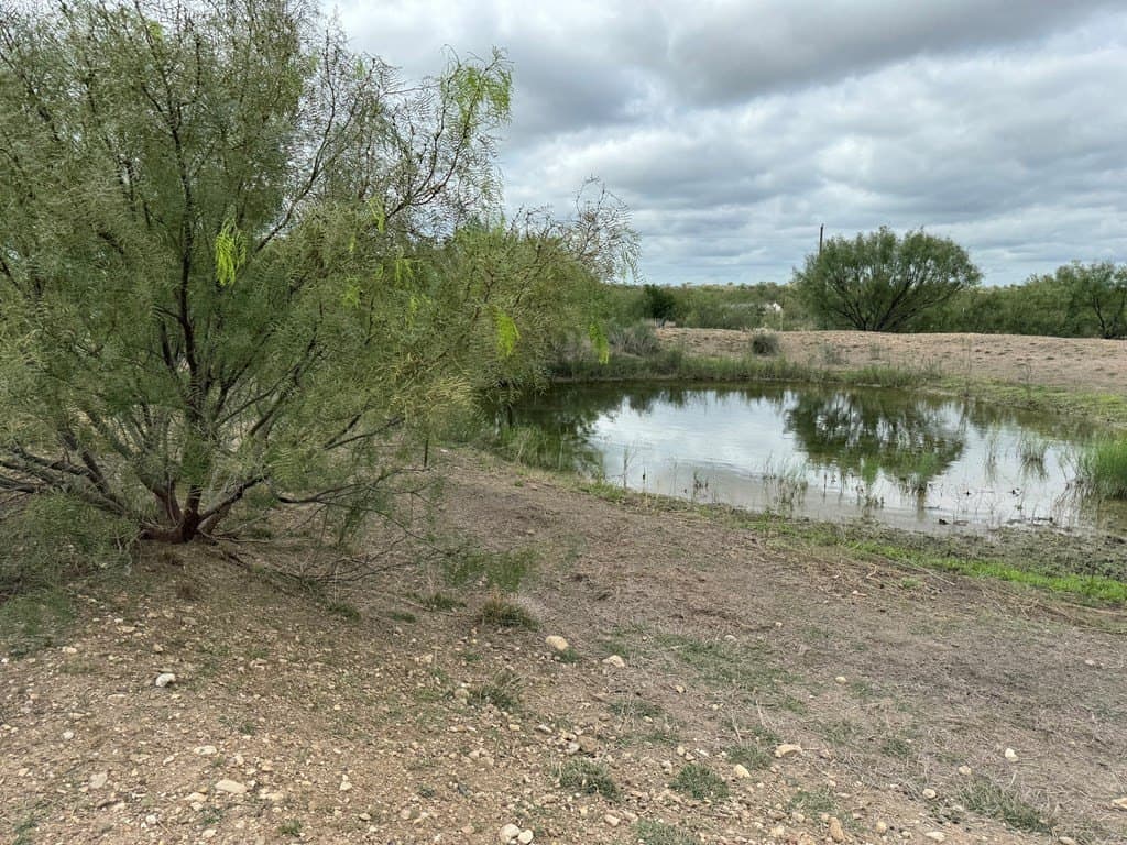 20.73 acres in Maverick County - photo 2