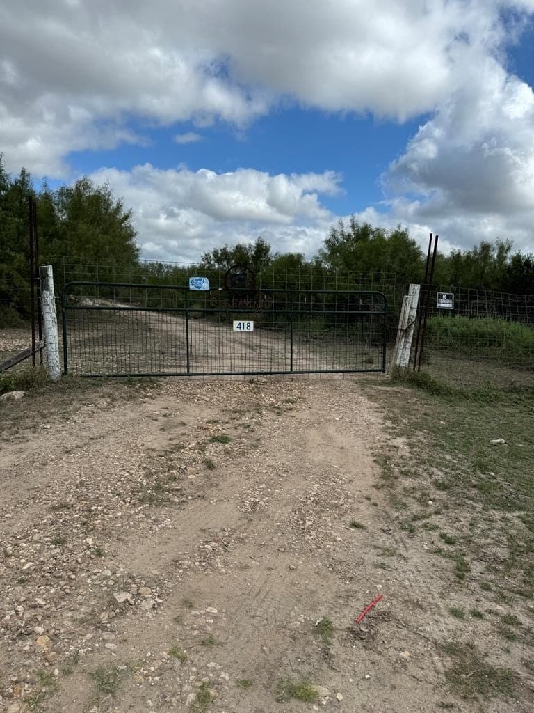 20.73 acres in Maverick County - photo 13